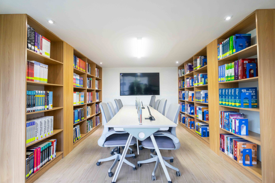 図書館の館内の写真1